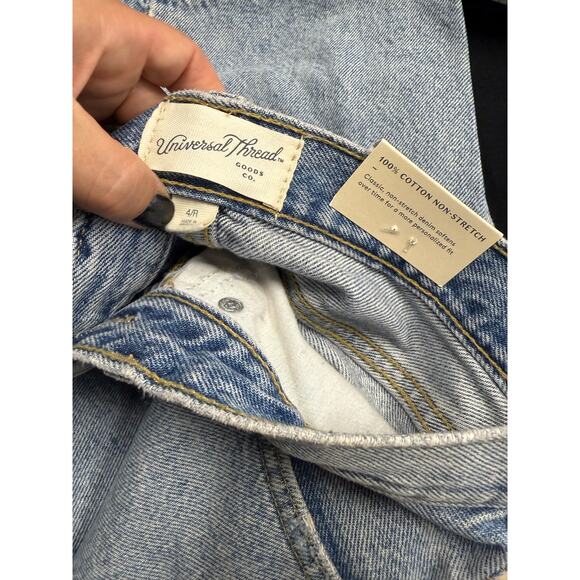 New Universal Thread Jeans Women's 4R 90s Baggy Light Wash 100% Cotton - Picture 4 of 6